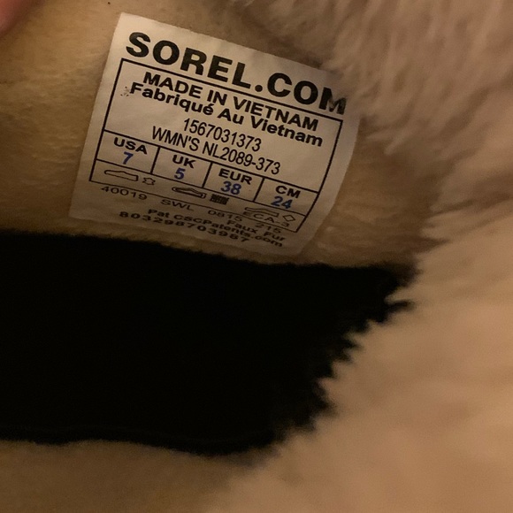 Sorel Tivoli II Suede Boots - Picture 7 of 8